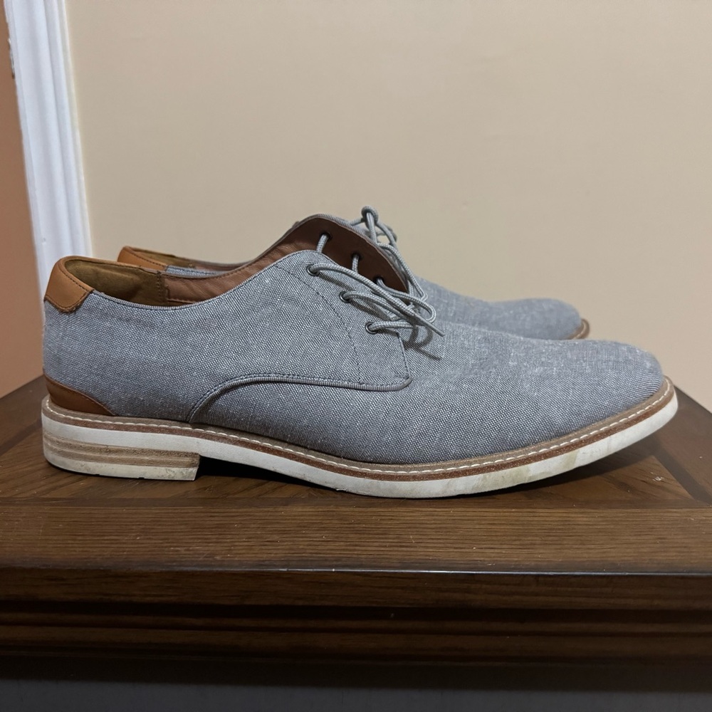 Florsheim Light Gray and Tan Men's Oxfords
